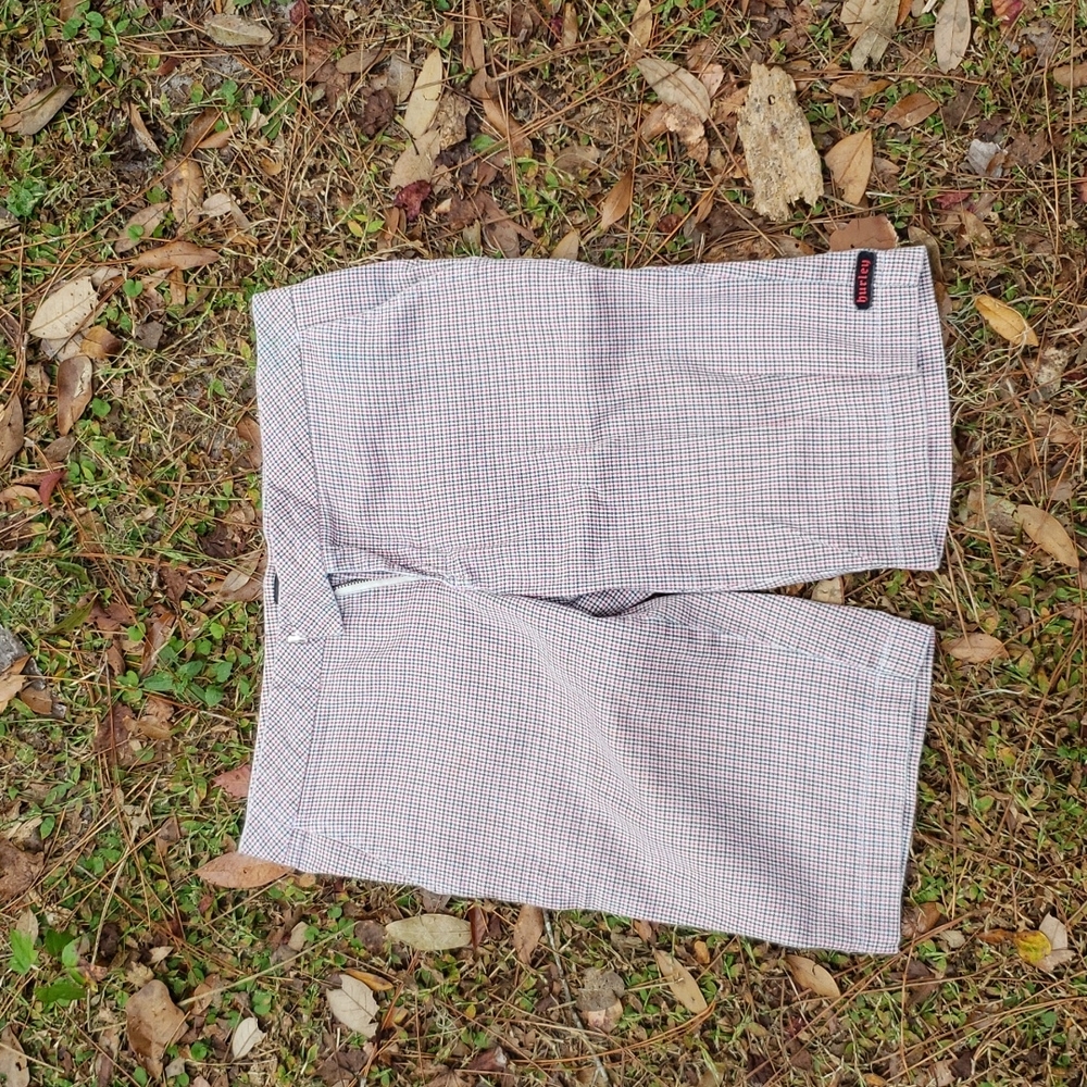 Retro Skater Plaid Hurly Shorts - Millennial